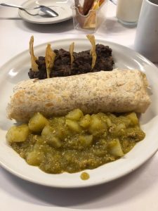 burrido con jamos y salsa verda con papas