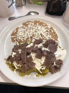 chilaquiles con bistec
